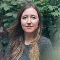 Charlotte Mcconaghy